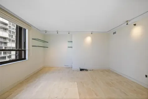 10175 Collins Avenue Bal Harbour FL 33154
