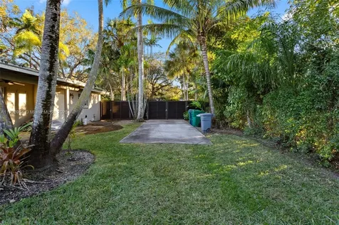 8981 SW 114th Street Miami FL 33176