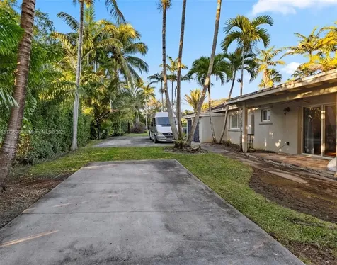 8981 SW 114th Street Miami FL 33176