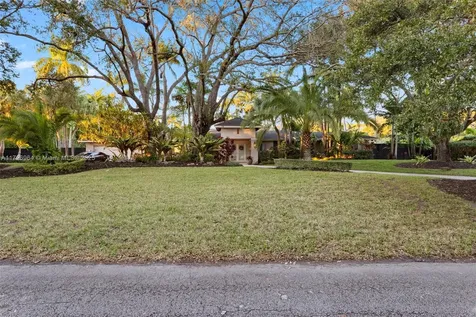 8981 SW 114th Street Miami FL 33176