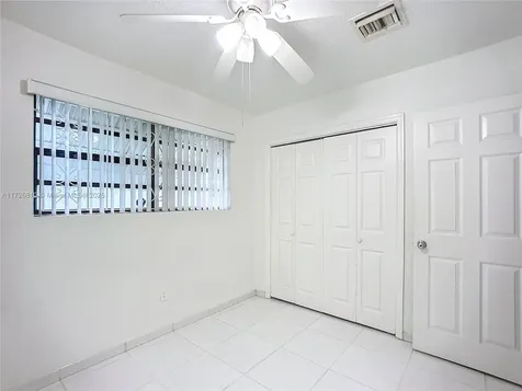 6610 Roosevelt Street Hollywood FL 33024