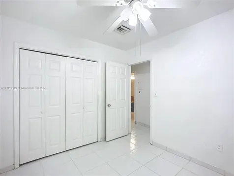 6610 Roosevelt Street Hollywood FL 33024