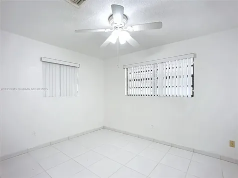 6610 Roosevelt Street Hollywood FL 33024