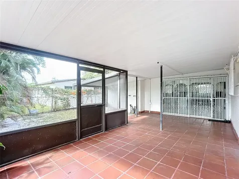 6610 Roosevelt Street Hollywood FL 33024