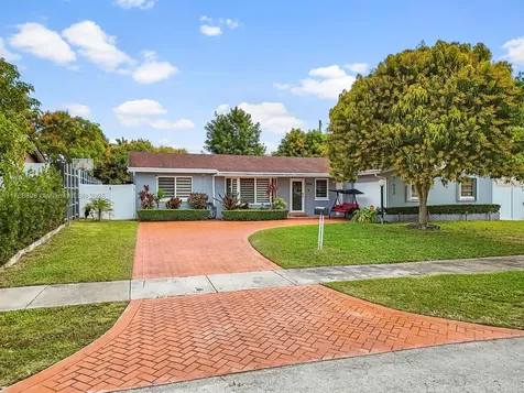 15915 SW 103rd Place Miami FL 33157