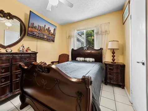 15915 SW 103rd Place Miami FL 33157