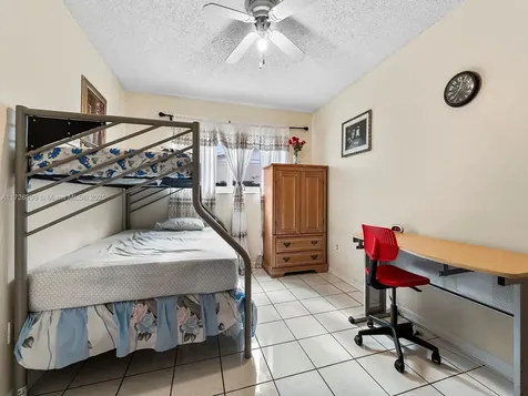 15915 SW 103rd Place Miami FL 33157