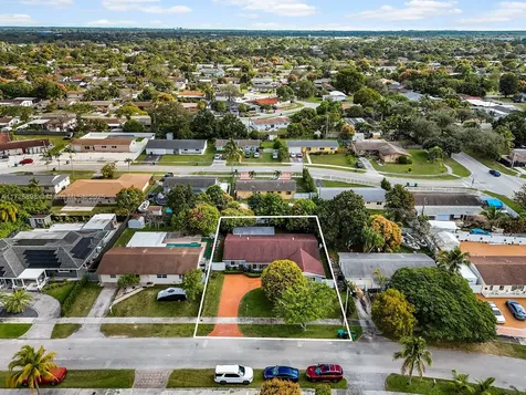 15915 SW 103rd Place Miami FL 33157