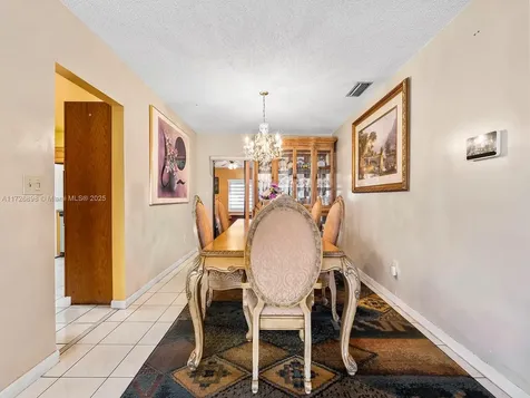 15915 SW 103rd Place Miami FL 33157