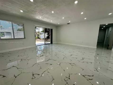 2371 NW 174th Terrace Miami Gardens FL 33056