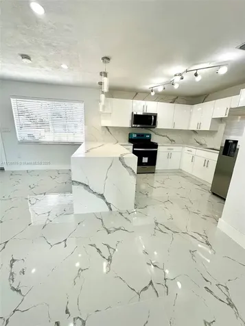 2371 NW 174th Terrace Miami Gardens FL 33056