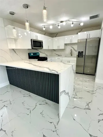 2371 NW 174th Terrace Miami Gardens FL 33056
