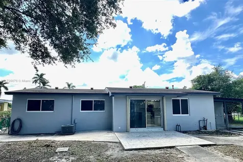 2371 NW 174th Terrace Miami Gardens FL 33056