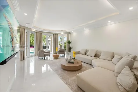 76 Royal Palm Drive Fort Lauderdale FL 33301