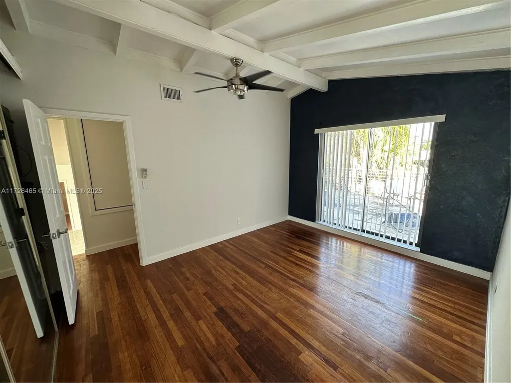 2454 Tortugas Lane Fort Lauderdale FL 33312