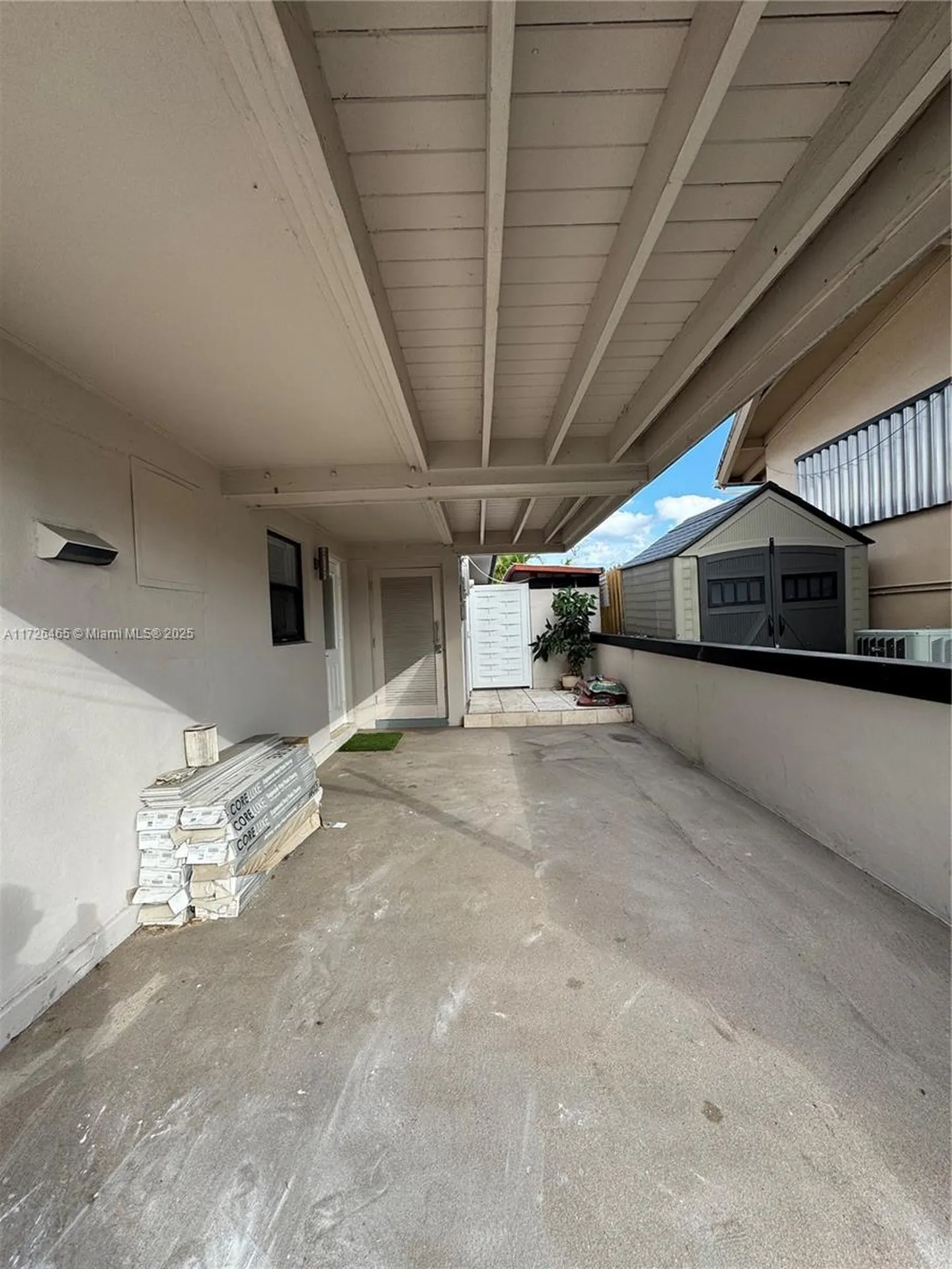 2454 Tortugas Lane Fort Lauderdale FL 33312