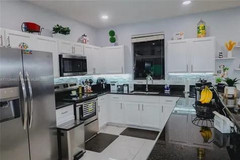 10521 SW 224th Terrace Cutler Bay FL 33190