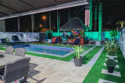 10521 SW 224th Terrace Cutler Bay FL 33190
