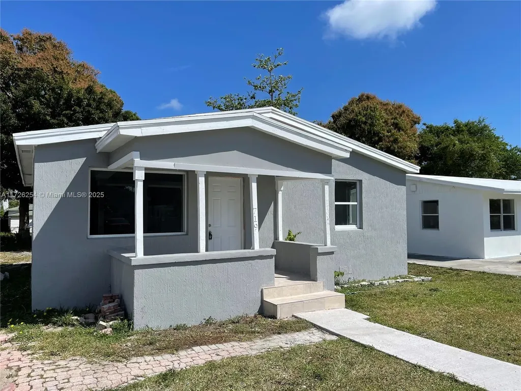719 21st Street West Palm Beach FL 33407
