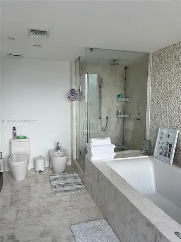 17121 Collins Avenue Sunny Isles Beach FL 33160
