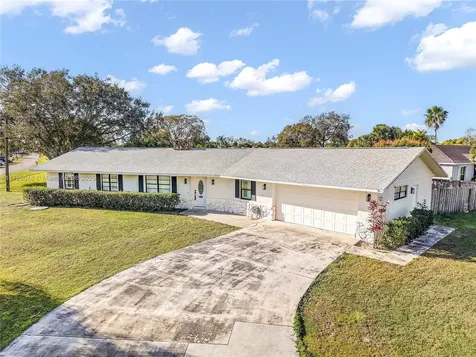 1302 SE Coral Reef Street Port St. Lucie FL 34983