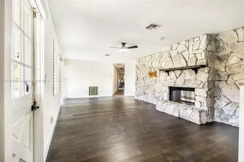 1302 SE Coral Reef Street Port St. Lucie FL 34983