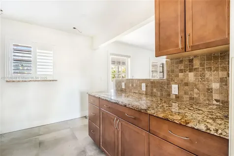 1302 SE Coral Reef Street Port St. Lucie FL 34983