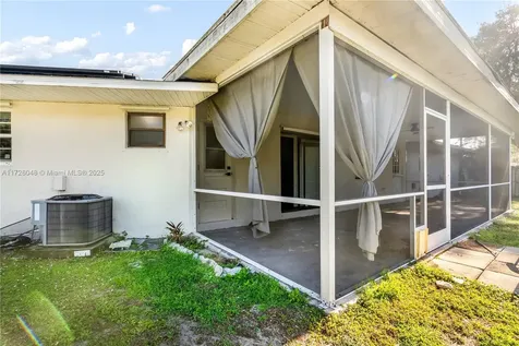 1302 SE Coral Reef Street Port St. Lucie FL 34983