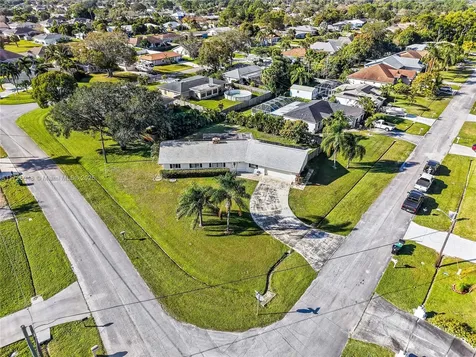 1302 SE Coral Reef Street Port St. Lucie FL 34983