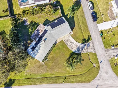 1302 SE Coral Reef Street Port St. Lucie FL 34983
