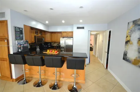 16501 Fox Den Court Miami Lakes FL 33014