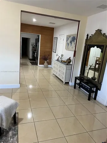720 NW 30th Avenue Miami FL 33125