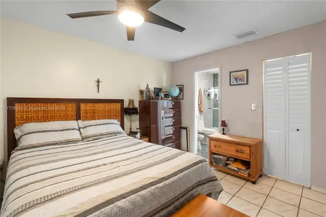 7217 W 30th Avenue Hialeah FL 33018