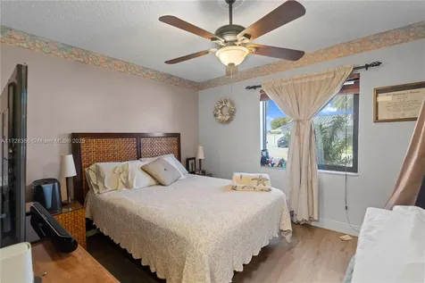 7217 W 30th Avenue Hialeah FL 33018