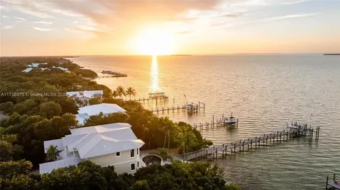 104 Coastal Drive Key Largo FL 33037