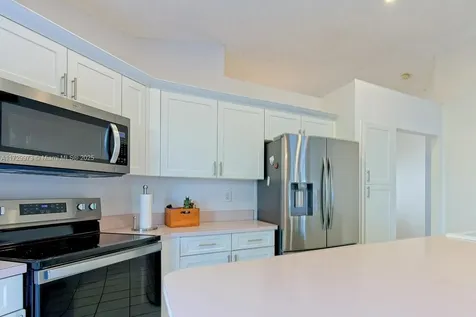 13918 SW 122nd Court Miami FL 33186