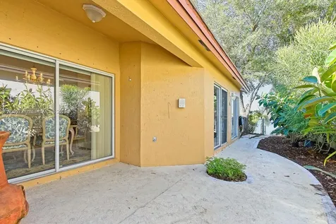 13918 SW 122nd Court Miami FL 33186