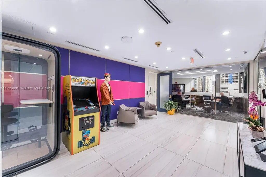1200 Brickell Avenue Miami FL 33131