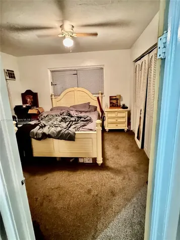 883 NE 39th Street Oakland Park FL 33334