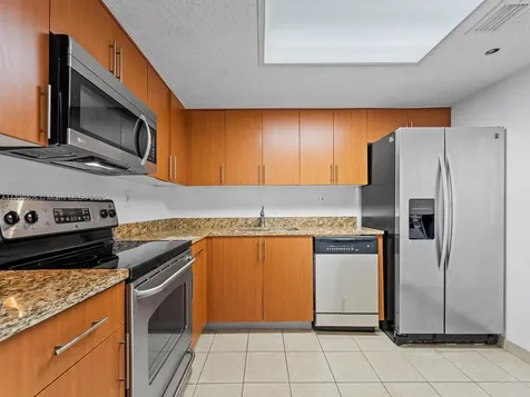 3300 NE 192nd Street Aventura FL 33180