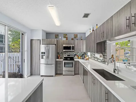 14983 SW 51st Street Davie FL 33331