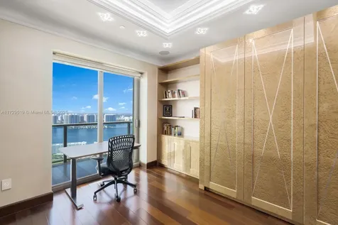 17749 Collins Avenue Sunny Isles Beach FL 33160