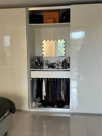 20291 NE 30th Avenue Aventura FL 33180