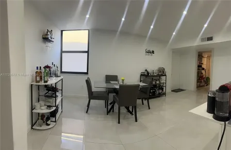 20291 NE 30th Avenue Aventura FL 33180