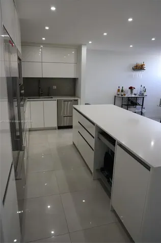 20291 NE 30th Avenue Aventura FL 33180