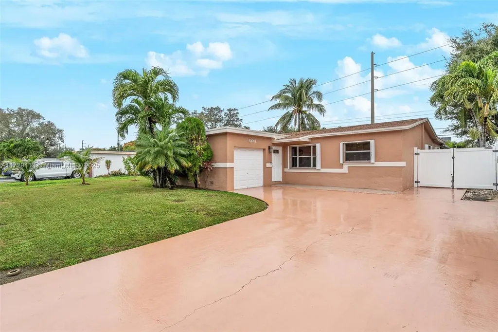 6441 Sherman Street Hollywood FL 33024