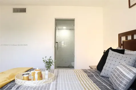 6654 SW 138th Court Miami FL 33183