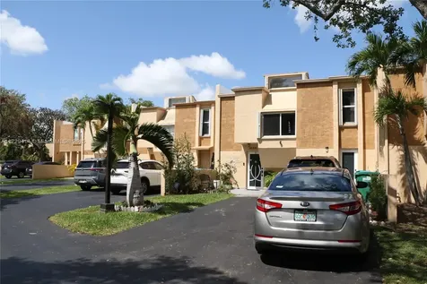 6654 SW 138th Court Miami FL 33183