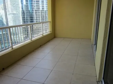 170 SE 14th Street Miami FL 33131
