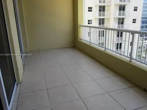 170 SE 14th Street Miami FL 33131